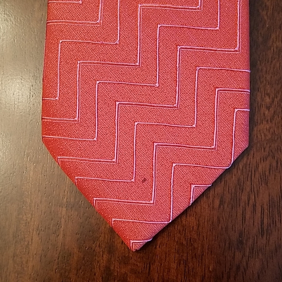 BCBGMAXAZRIA Tie - Picture 2 of 5